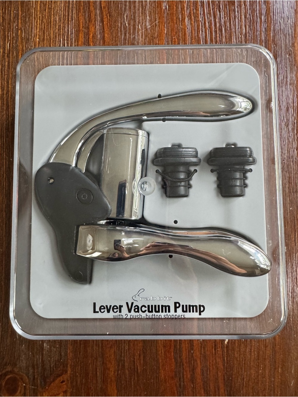 Rabbit Chrome Lever Vacuum Pump wine stopper set Crate & Barrel Metrocane NWT